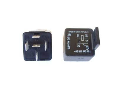 UNI 24V 5-pin plastic relay