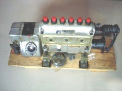 Einspritzpumpe PV 6R8S 620e-589 PV3S (ohne Leistungsregler - zwei Anschlüsse eines zusätzlichen Kraftstoff)