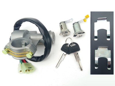 Set of locks with keys Avia D100