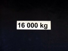 Samolepka max. hmotnosť 16000 kg