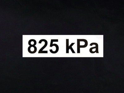 Sticker pressure 825 kPa